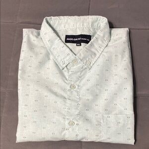 Molokai men’s shirt. Size XXL